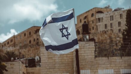 Israëlisch onderzoek: een 2de boosterprik biedt geen extra bescherming
